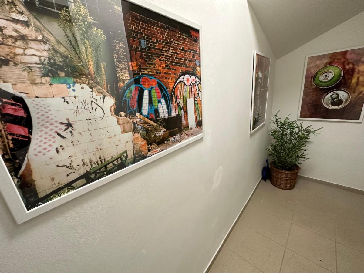 Apartmany Monastery Suites Zirec Dvur Kralove nad Labem Luaran gambar